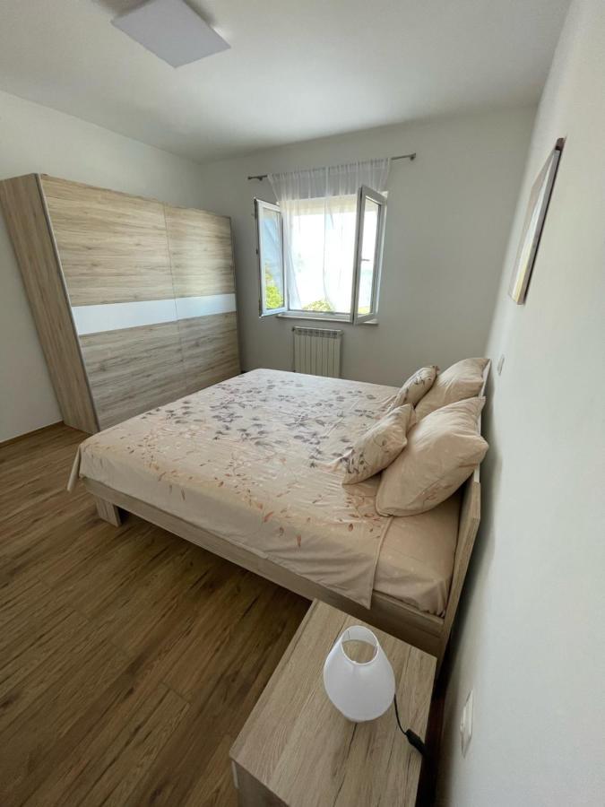 Apartman Varea Ližnjan Buitenkant foto
