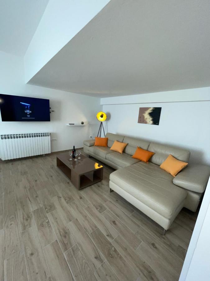 Apartman Varea Ližnjan Buitenkant foto