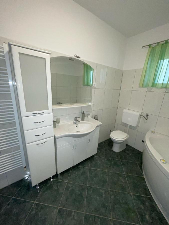 Apartman Varea Ližnjan Buitenkant foto