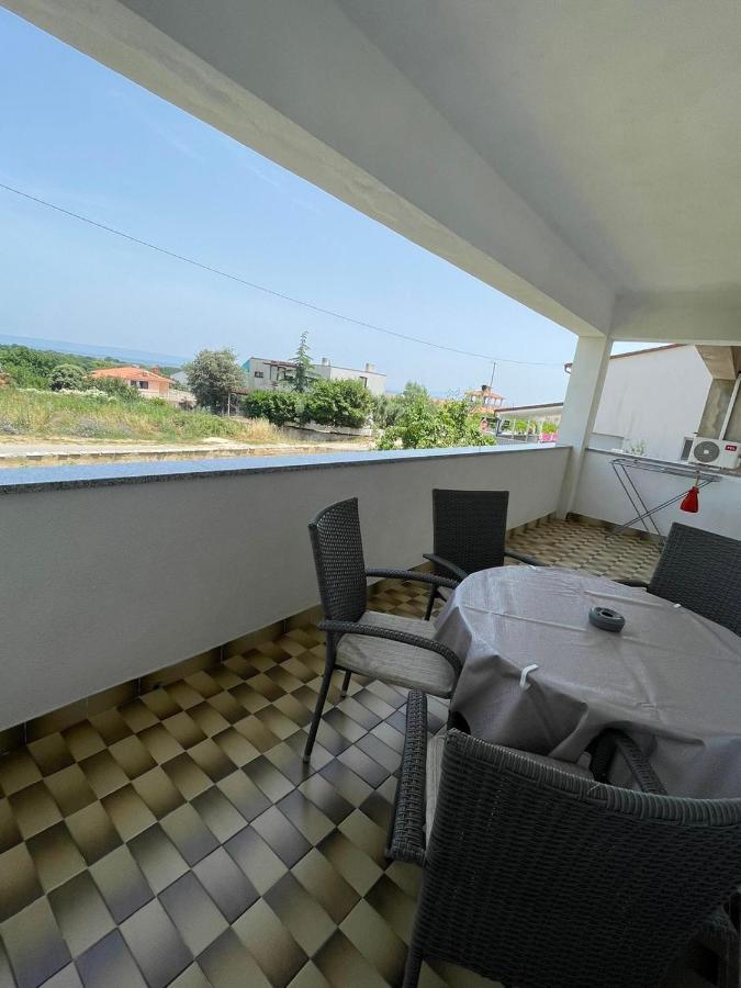 Apartman Varea Ližnjan Buitenkant foto